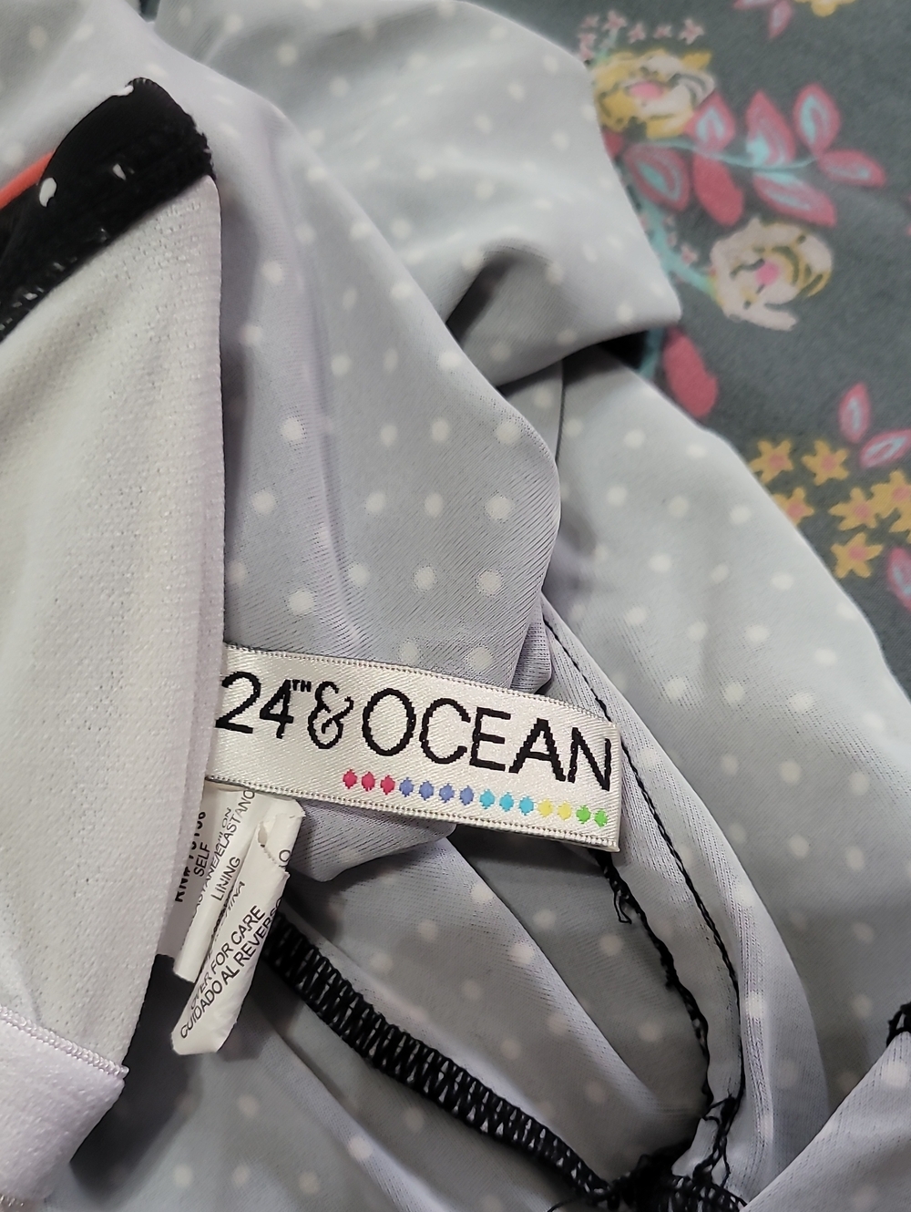 24& Oceans - Picture 3 of 3